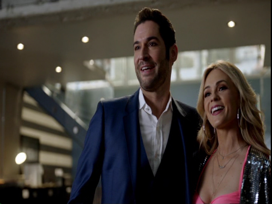 Lucifer & Candy TeamLucifer.fr